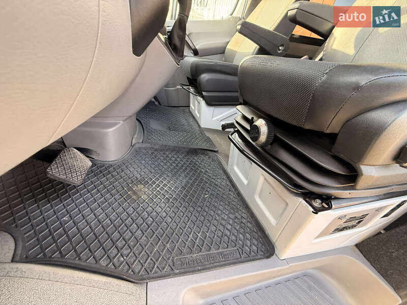 Микроавтобус Mercedes-Benz Sprinter 2013 в Виноградове фото 18 Микроавтобус Mercedes-Benz Sprinter 2013 в Виноградове