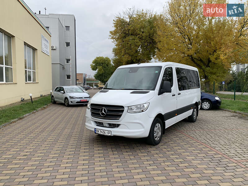 Мікроавтобус Mercedes-Benz Sprinter 2022 в Рівному фото 21 Мікроавтобус Mercedes-Benz Sprinter 2022 в Рівному