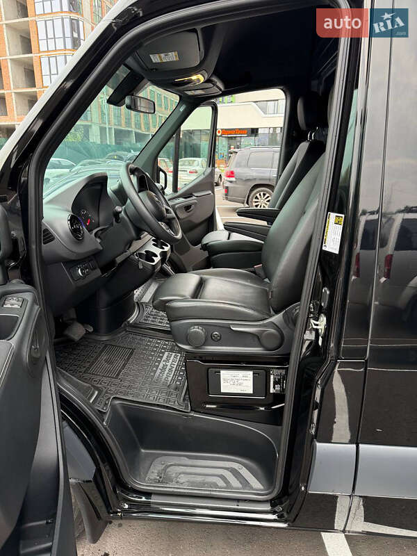 Грузовой фургон Mercedes-Benz Sprinter 2019 в Киеве фото 17 Грузовой фургон Mercedes-Benz Sprinter 2019 в Киеве