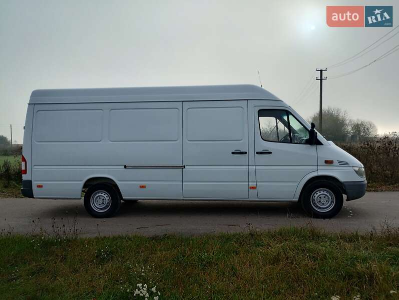 Вантажний фургон Mercedes-Benz Sprinter 2004 в Костопілі фото 5 Вантажний фургон Mercedes-Benz Sprinter 2004 в Костопілі