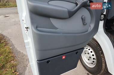 Вантажний фургон Mercedes-Benz Sprinter 2004 в 