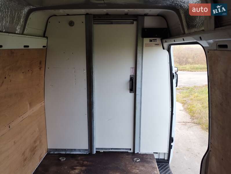 Вантажний фургон Mercedes-Benz Sprinter 2004 в Костопілі фото 39 Вантажний фургон Mercedes-Benz Sprinter 2004 в Костопілі