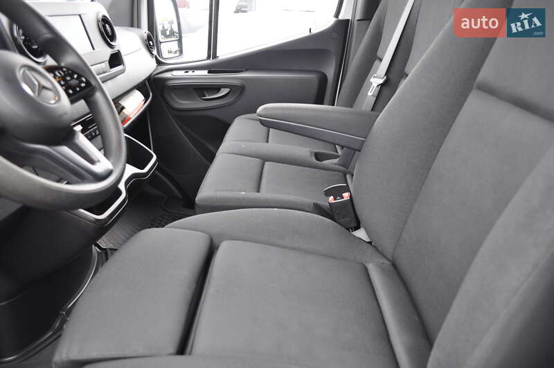 Грузовой фургон Mercedes-Benz Sprinter 2021 в Киеве