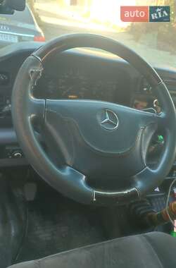 Микроавтобус Mercedes-Benz Sprinter 1999 в Черновцах
