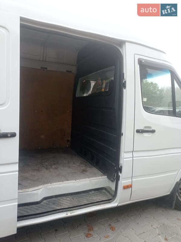 Грузовой фургон Mercedes-Benz Sprinter 2005 в Виннице