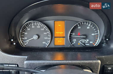 Грузовой фургон Mercedes-Benz Sprinter 2015 в  фото 14 Грузовой фургон Mercedes-Benz Sprinter 2015 в