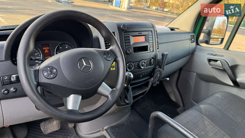 Грузовой фургон Mercedes-Benz Sprinter 2015 в Ровно фото 14 Грузовой фургон Mercedes-Benz Sprinter 2015 в Ровно