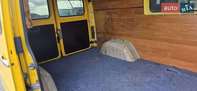 Вантажопасажирський фургон Mercedes-Benz Sprinter 1998 в Чернівцях