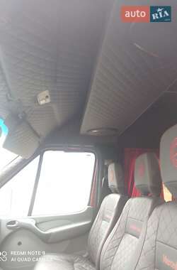 Микроавтобус Mercedes-Benz Sprinter 2001 в  фото 7 Микроавтобус Mercedes-Benz Sprinter 2001 в