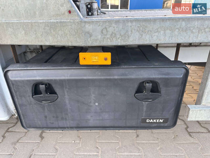 Эвакуатор Mercedes-Benz Sprinter 2015 в Бучаче