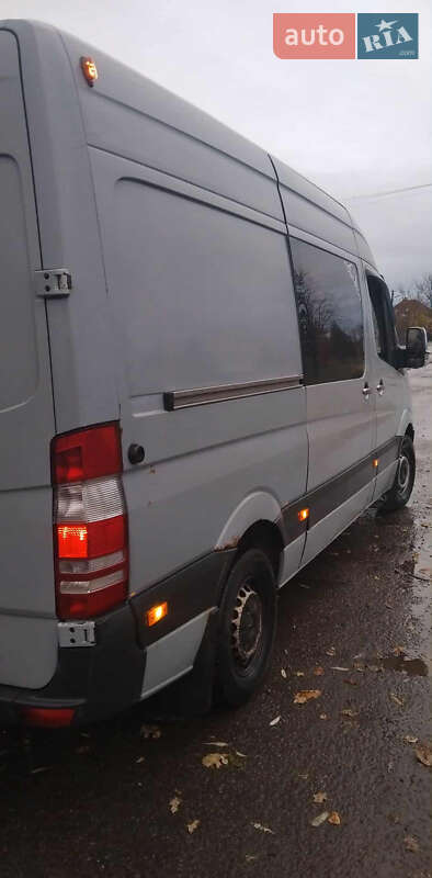 Мікроавтобус Mercedes-Benz Sprinter 2006 в Рожнятові фото 8 Мікроавтобус Mercedes-Benz Sprinter 2006 в Рожнятові