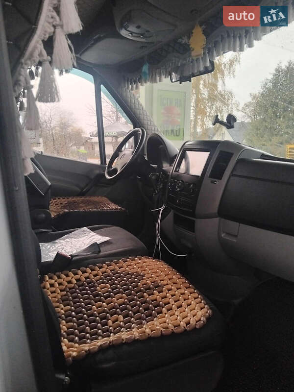 Мікроавтобус Mercedes-Benz Sprinter 2006 в Рожнятові фото 16 Мікроавтобус Mercedes-Benz Sprinter 2006 в Рожнятові