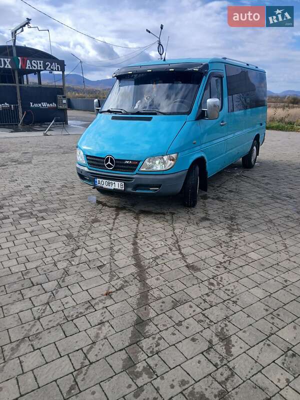 Микровэн Mercedes-Benz Sprinter 2003 в Тячеве фото 8 Микровэн Mercedes-Benz Sprinter 2003 в Тячеве