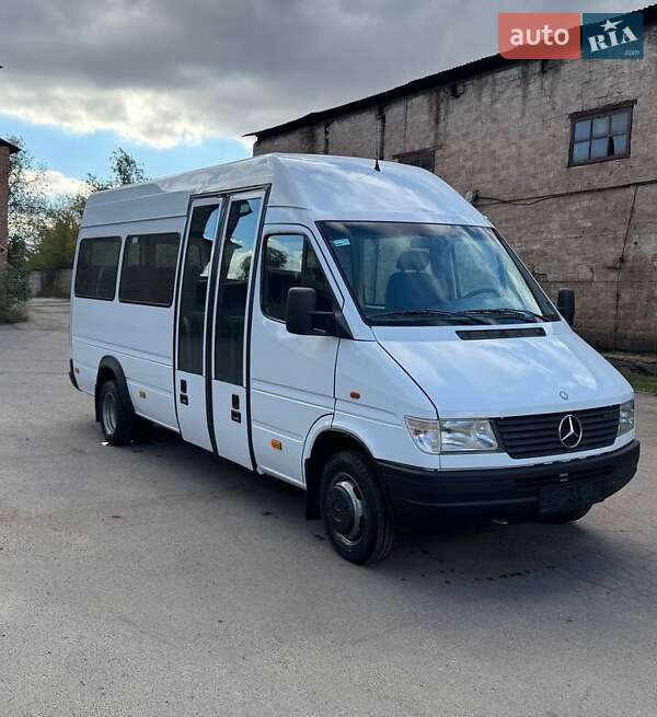 Мікроавтобус Mercedes-Benz Sprinter 1999 в Кривому Розі фото Мікроавтобус Mercedes-Benz Sprinter 1999 в Кривому Розі