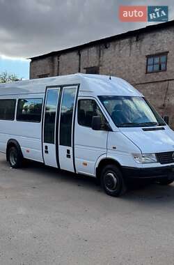 Мікроавтобус Mercedes-Benz Sprinter 1999 в  фото 4 Мікроавтобус Mercedes-Benz Sprinter 1999 в