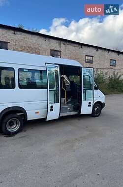 Мікроавтобус Mercedes-Benz Sprinter 1999 в  фото 16 Мікроавтобус Mercedes-Benz Sprinter 1999 в