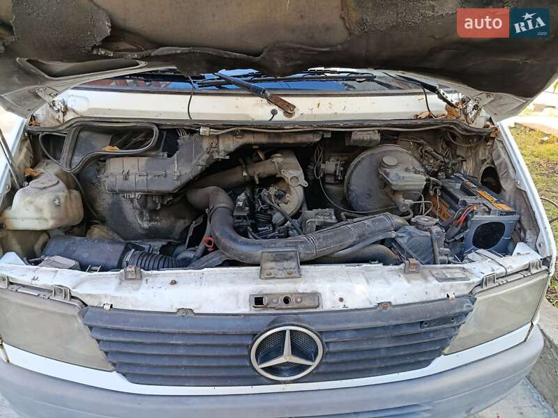 Вантажний фургон Mercedes-Benz Sprinter 1998 в Одесі фото 5 Вантажний фургон Mercedes-Benz Sprinter 1998 в Одесі