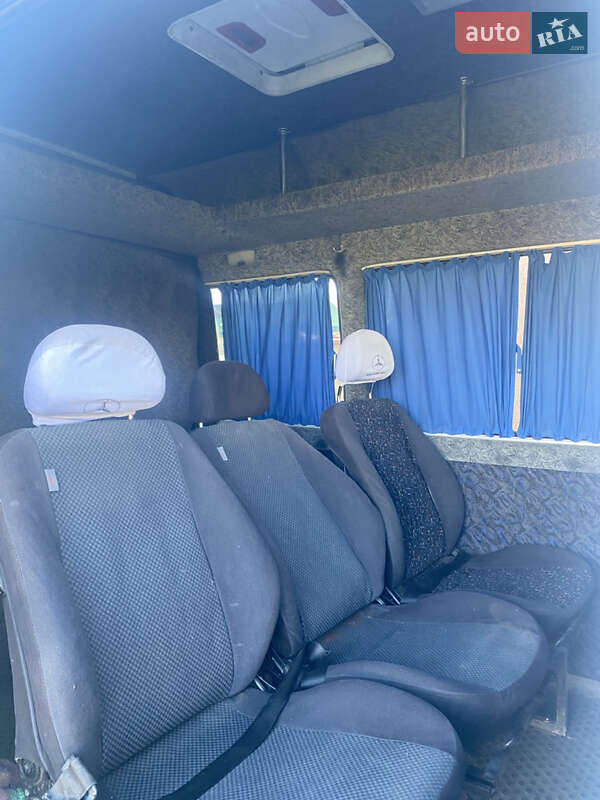 Грузопассажирский фургон Mercedes-Benz Sprinter 2003 в Тернополе фото 13 Грузопассажирский фургон Mercedes-Benz Sprinter 2003 в Тернополе