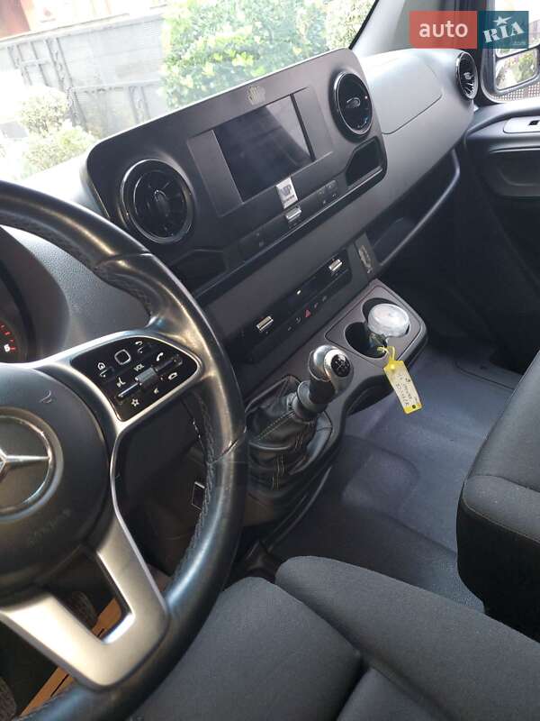 Микроавтобус Mercedes-Benz Sprinter 2018 в Тячеве фото 19 Микроавтобус Mercedes-Benz Sprinter 2018 в Тячеве