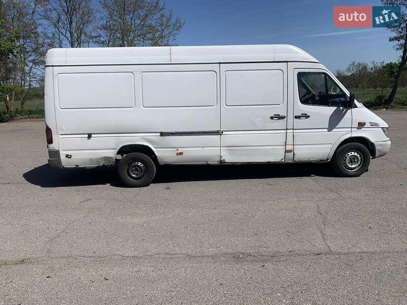 Вантажний фургон Mercedes-Benz Sprinter 2001 в Лубнах фото 6 Вантажний фургон Mercedes-Benz Sprinter 2001 в Лубнах