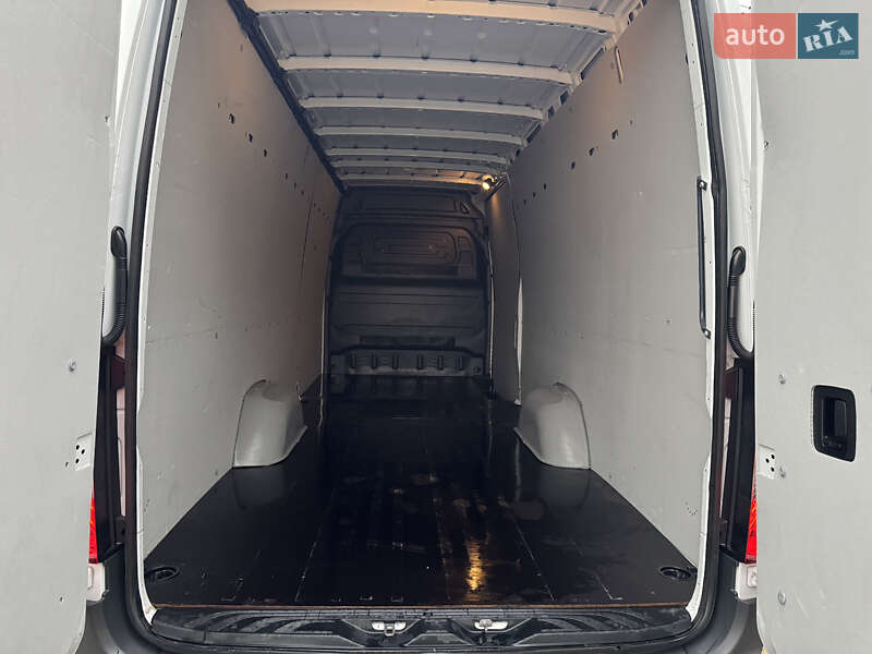 Вантажний фургон Mercedes-Benz Sprinter 2023 в Дубні