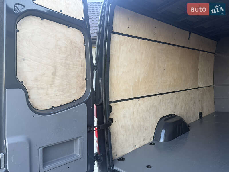 Вантажний фургон Mercedes-Benz Sprinter 2011 в Чернівцях фото 18 Вантажний фургон Mercedes-Benz Sprinter 2011 в Чернівцях