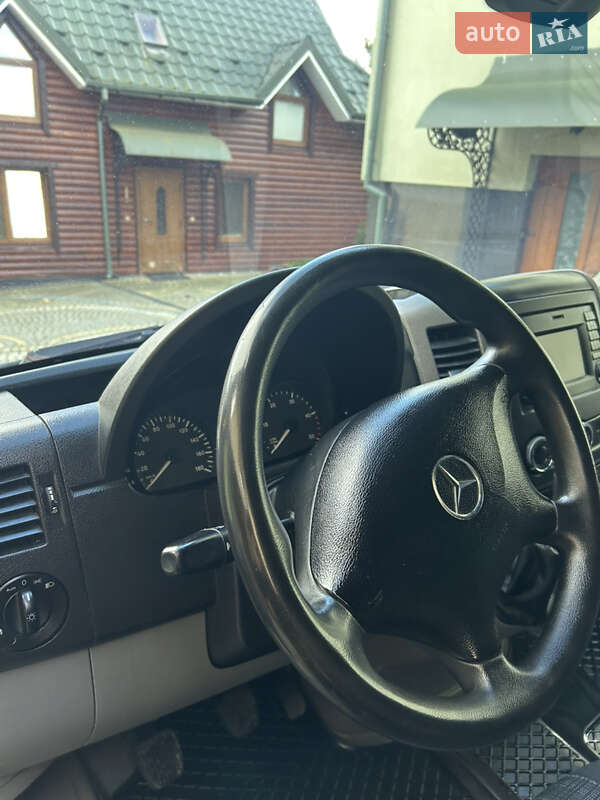 Вантажний фургон Mercedes-Benz Sprinter 2014 в Делятині фото 17 Вантажний фургон Mercedes-Benz Sprinter 2014 в Делятині