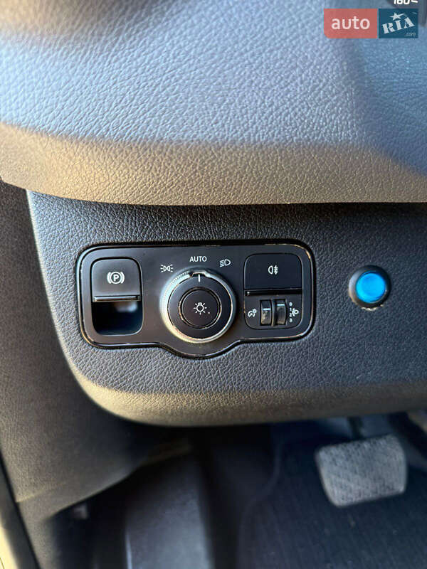 Грузовой фургон Mercedes-Benz Sprinter 2019 в Тернополе фото 13 Грузовой фургон Mercedes-Benz Sprinter 2019 в Тернополе