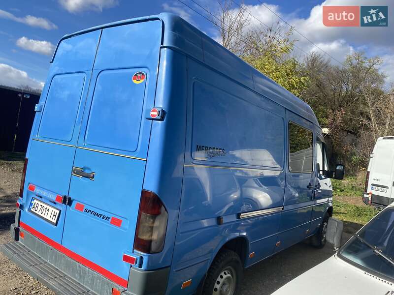 Грузопассажирский фургон Mercedes-Benz Sprinter 2004 в Могилев-Подольске