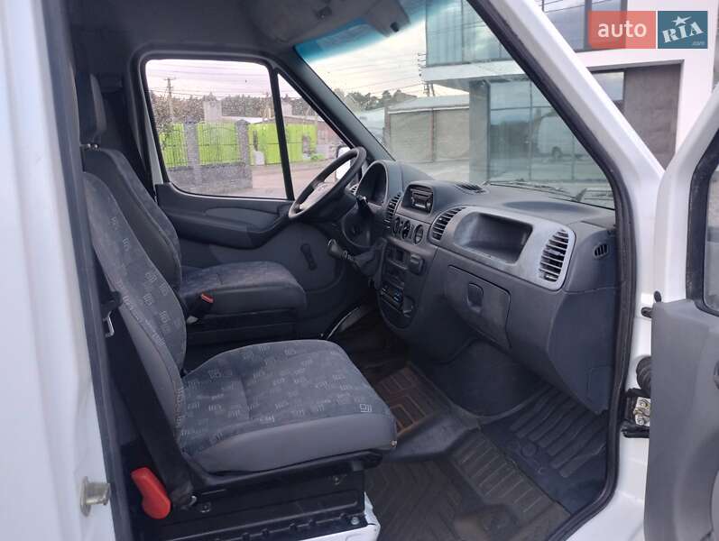 Грузовой фургон Mercedes-Benz Sprinter 2004 в Костополе фото 48 Грузовой фургон Mercedes-Benz Sprinter 2004 в Костополе