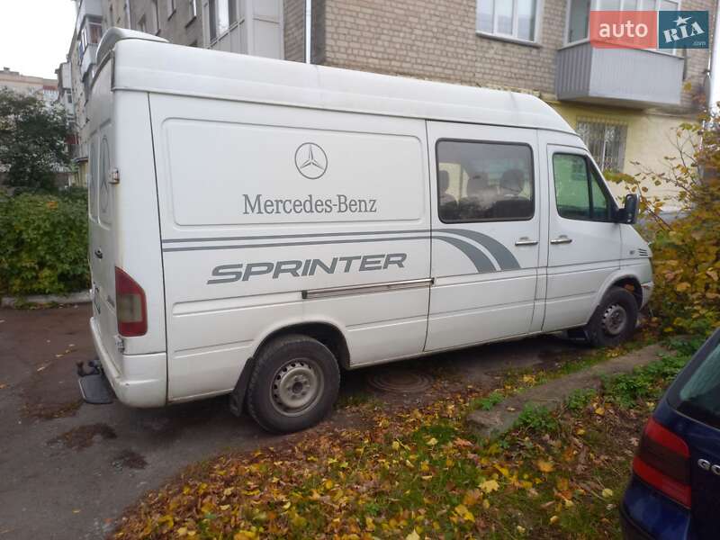 Микроавтобус Mercedes-Benz Sprinter 2005 в Звягеле