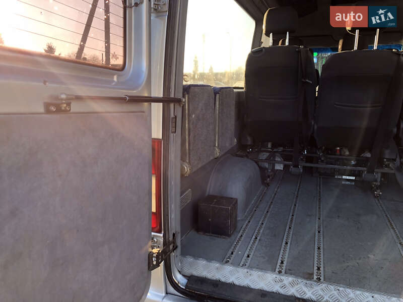 Мікроавтобус Mercedes-Benz Sprinter 2005 в Луцьку фото 17 Мікроавтобус Mercedes-Benz Sprinter 2005 в Луцьку