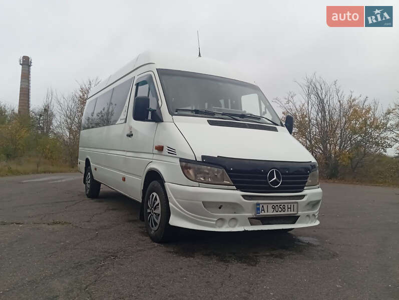 Пригородный автобус Mercedes-Benz Sprinter 2002 в Киеве