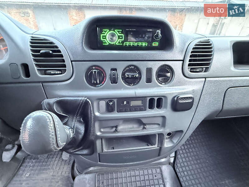 Грузопассажирский фургон Mercedes-Benz Sprinter 2001 в Хмельницком фото 23 Грузопассажирский фургон Mercedes-Benz Sprinter 2001 в Хмельницком