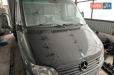 Тентований Mercedes-Benz Sprinter 2001 в Чернівцях