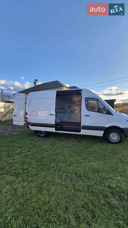 Інші вантажівки Mercedes-Benz Sprinter 2010 в Чернівцях фото 8 Інші вантажівки Mercedes-Benz Sprinter 2010 в Чернівцях