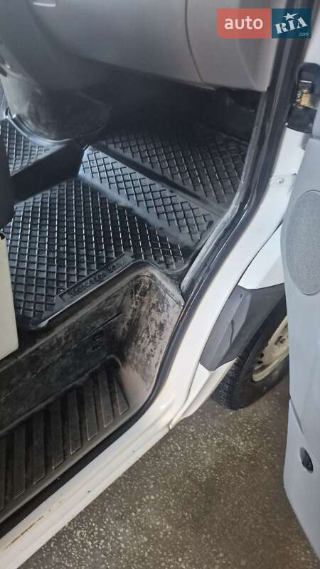 Інші вантажівки Mercedes-Benz Sprinter 2010 в Чернівцях фото 18 Інші вантажівки Mercedes-Benz Sprinter 2010 в Чернівцях