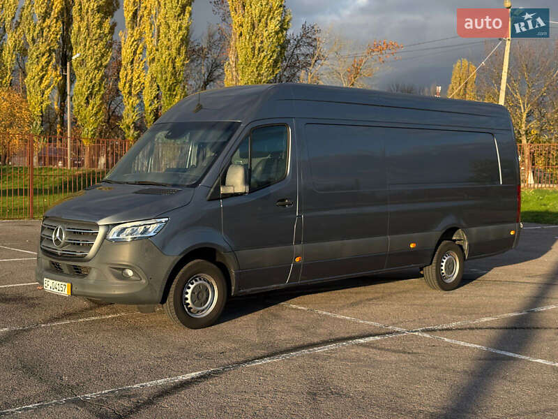 Вантажний фургон Mercedes-Benz Sprinter 2019 в Луцьку фото Вантажний фургон Mercedes-Benz Sprinter 2019 в Луцьку