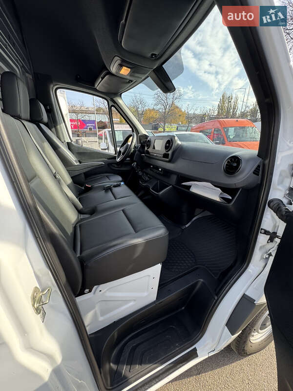 Вантажний фургон Mercedes-Benz Sprinter 2021 в Києві фото 28 Вантажний фургон Mercedes-Benz Sprinter 2021 в Києві