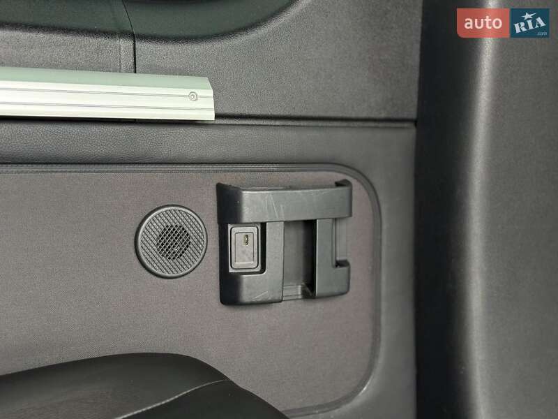 Микроавтобус Mercedes-Benz Sprinter 2021 в Черновцах фото 29 Микроавтобус Mercedes-Benz Sprinter 2021 в Черновцах