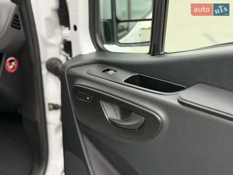 Микроавтобус Mercedes-Benz Sprinter 2021 в Черновцах фото 33 Микроавтобус Mercedes-Benz Sprinter 2021 в Черновцах