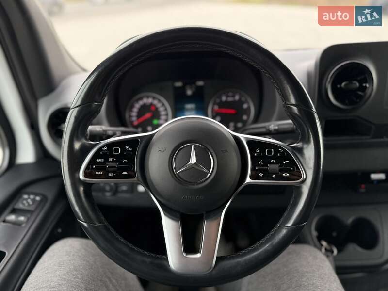 Микроавтобус Mercedes-Benz Sprinter 2021 в Черновцах фото 47 Микроавтобус Mercedes-Benz Sprinter 2021 в Черновцах