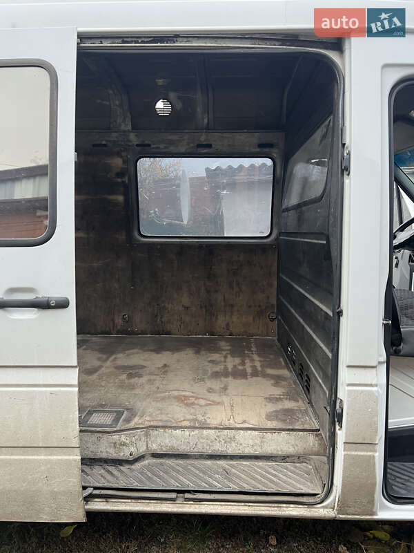 Вантажний фургон Mercedes-Benz Sprinter 2005 в Первомайську