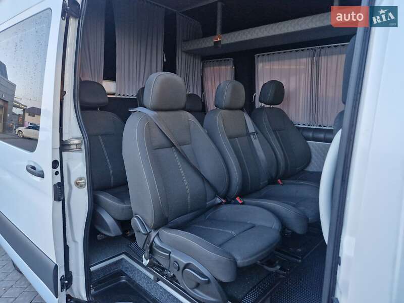 Грузопассажирский фургон Mercedes-Benz Sprinter 2018 в Ивано-Франковске