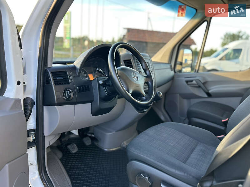 Вантажний фургон Mercedes-Benz Sprinter 2018 в Стрию