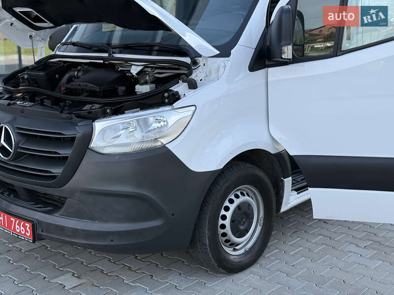 Вантажний фургон Mercedes-Benz Sprinter 2020 в Рівному фото 35 Вантажний фургон Mercedes-Benz Sprinter 2020 в Рівному