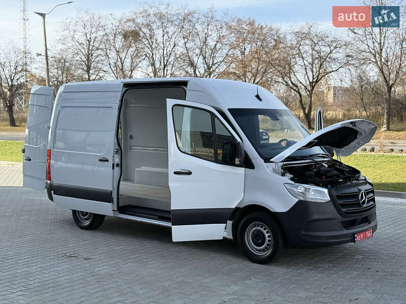 Вантажний фургон Mercedes-Benz Sprinter 2020 в Рівному фото 38 Вантажний фургон Mercedes-Benz Sprinter 2020 в Рівному