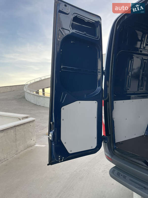 Вантажний фургон Mercedes-Benz Sprinter 2021 в Одесі фото 69 Вантажний фургон Mercedes-Benz Sprinter 2021 в Одесі