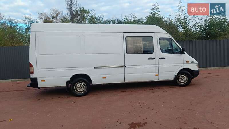 Вантажопасажирський фургон Mercedes-Benz Sprinter 2005 в Сарнах