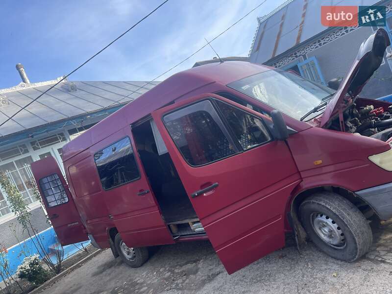 Вантажний фургон Mercedes-Benz Sprinter 1999 в Сокирянах фото 2 Вантажний фургон Mercedes-Benz Sprinter 1999 в Сокирянах